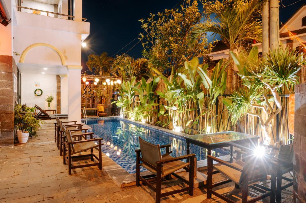 Hidden Sea View Homestay *