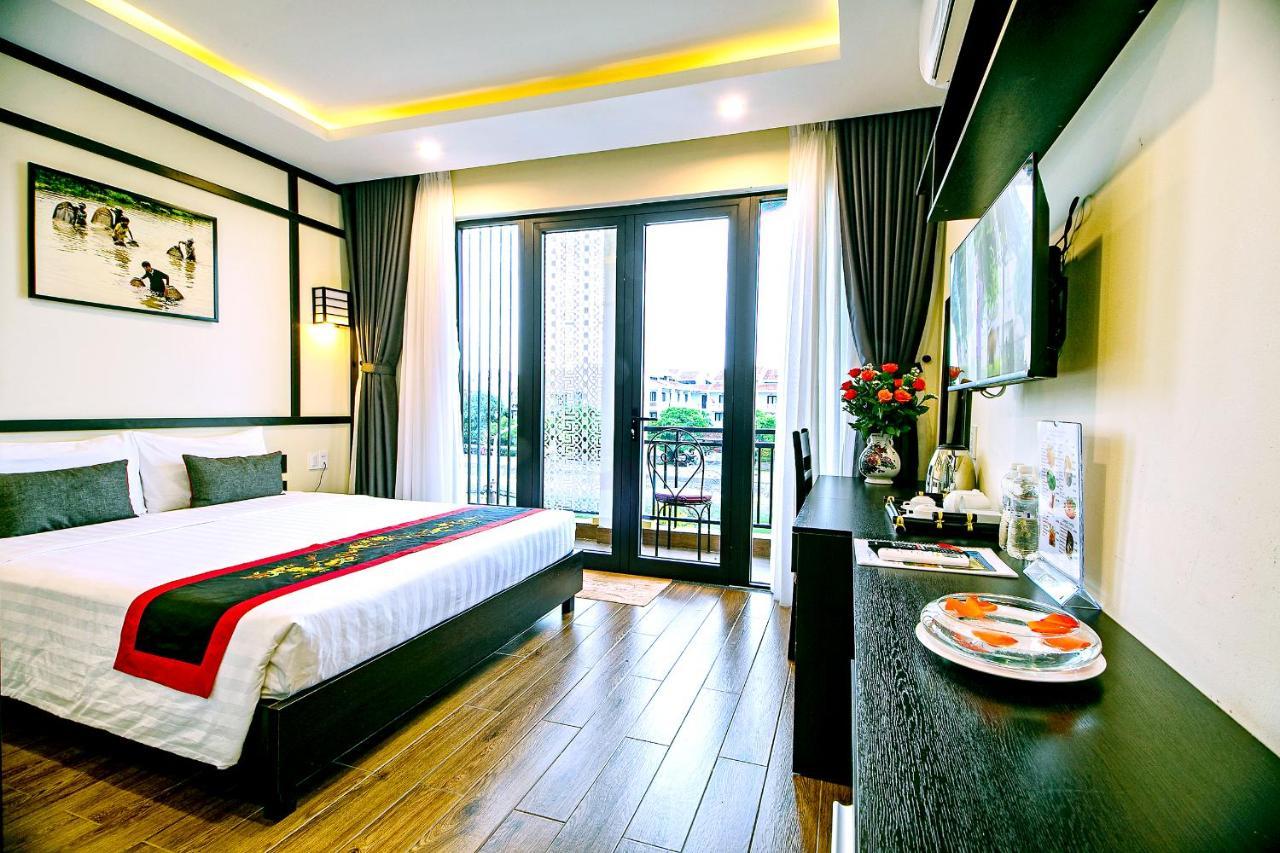 Hotel Riverland - Center