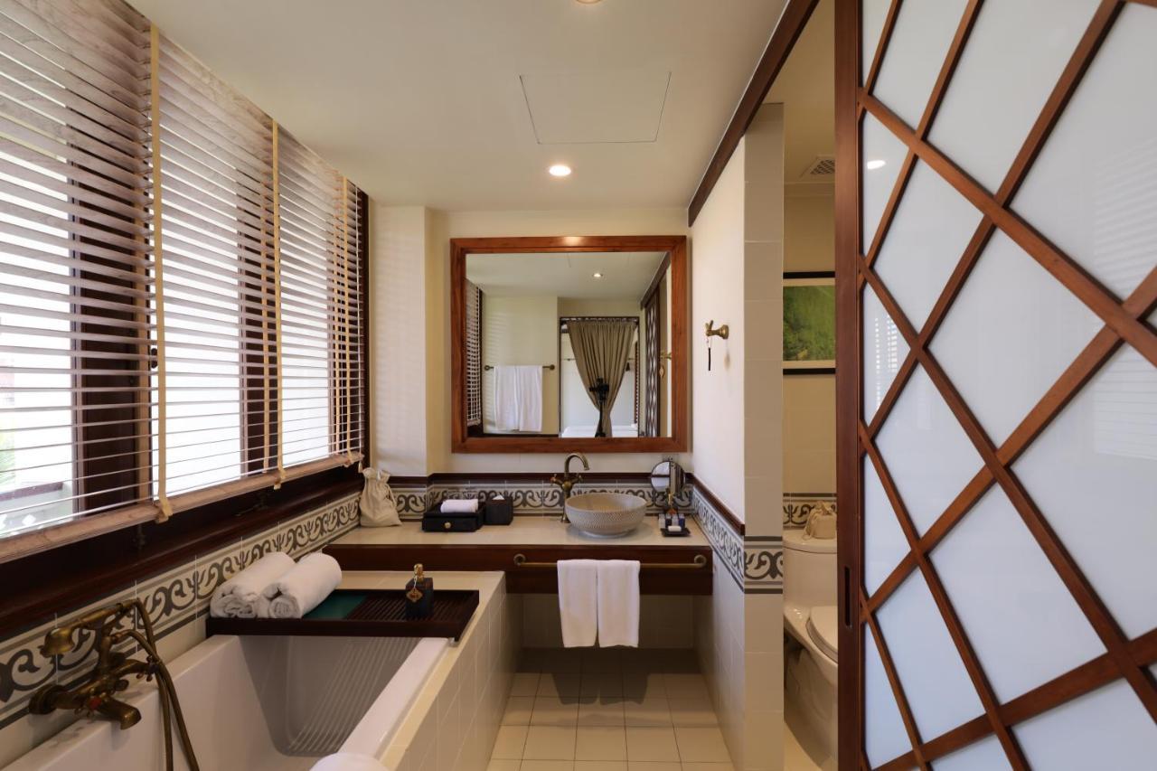 Almanity & 5* Hoi An