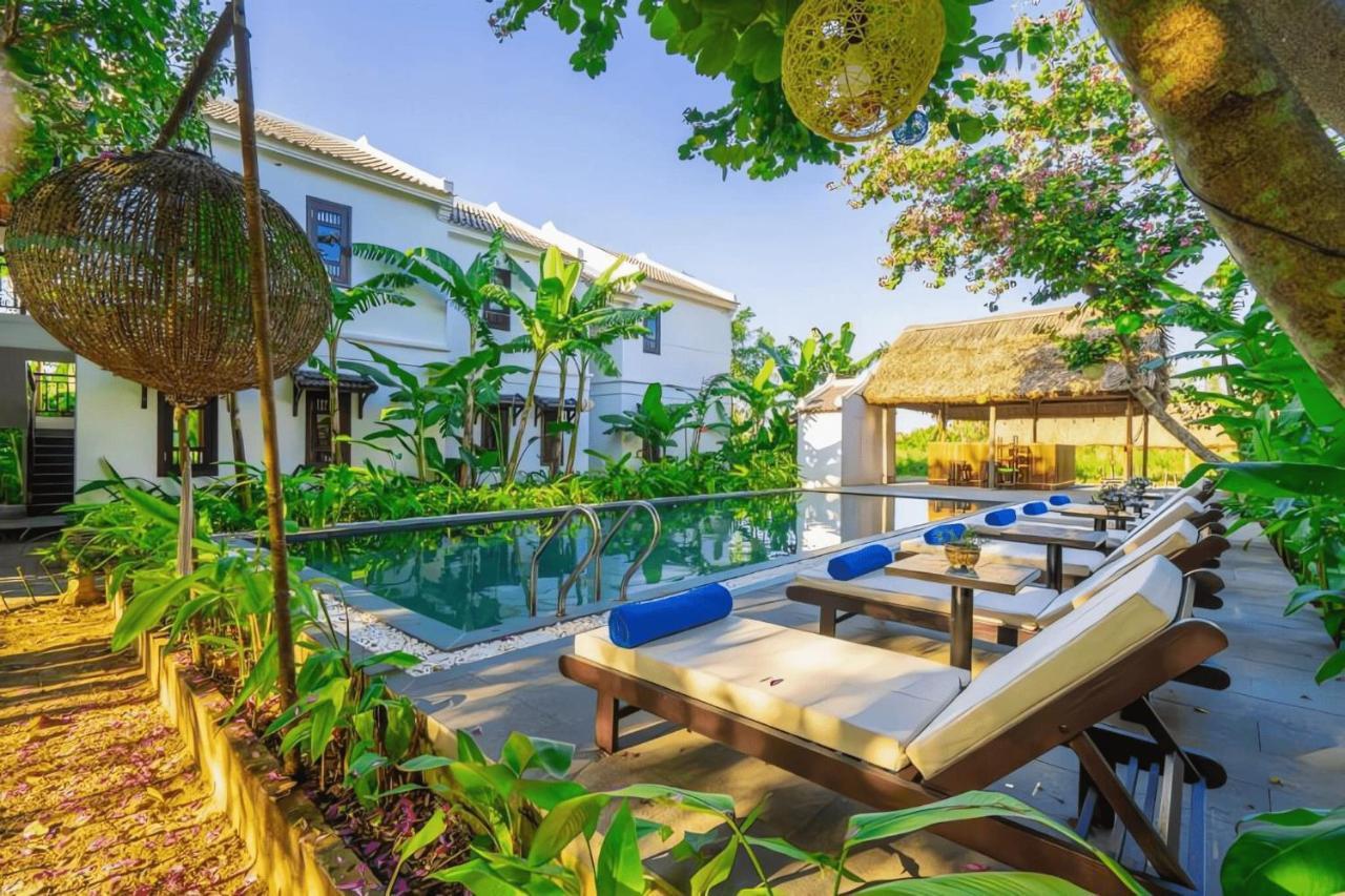 Hotel Village 3*