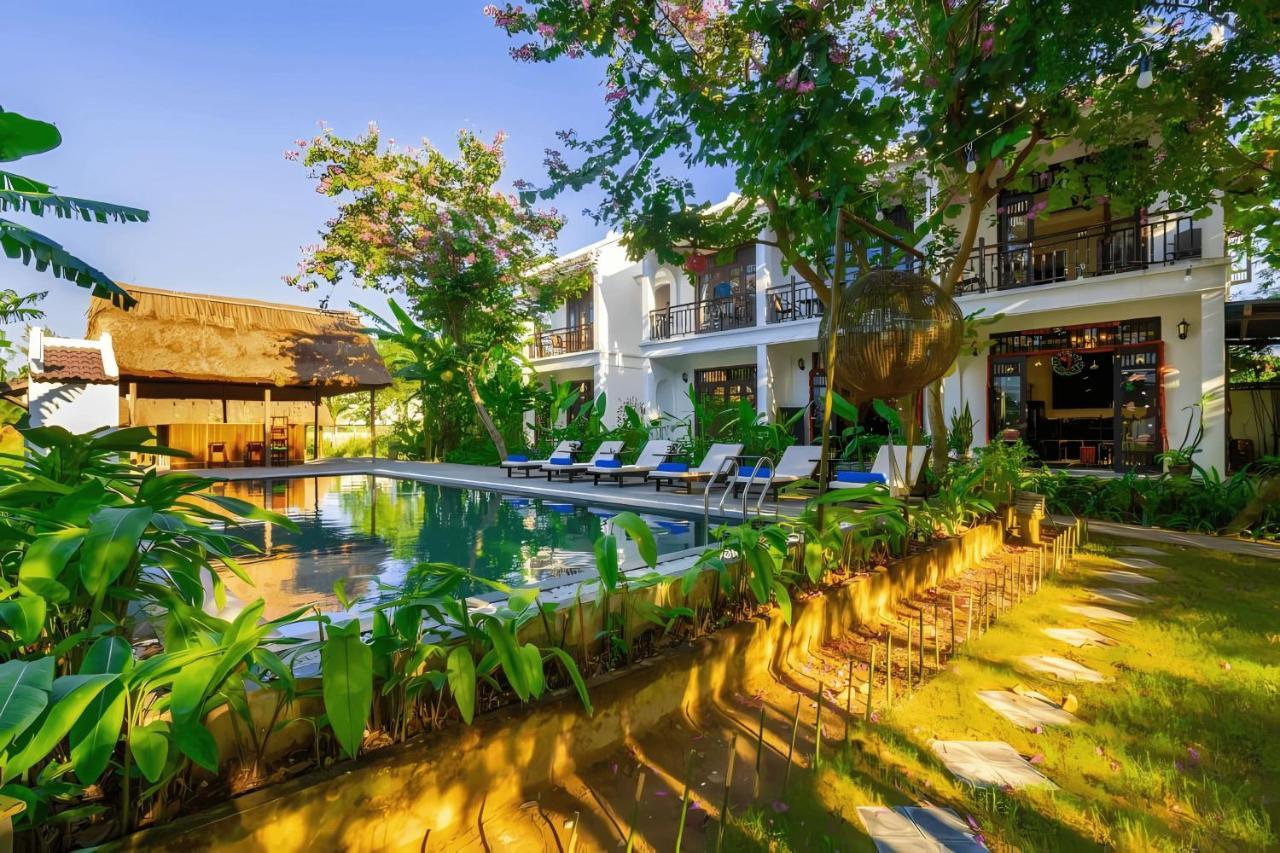 Hotel Village