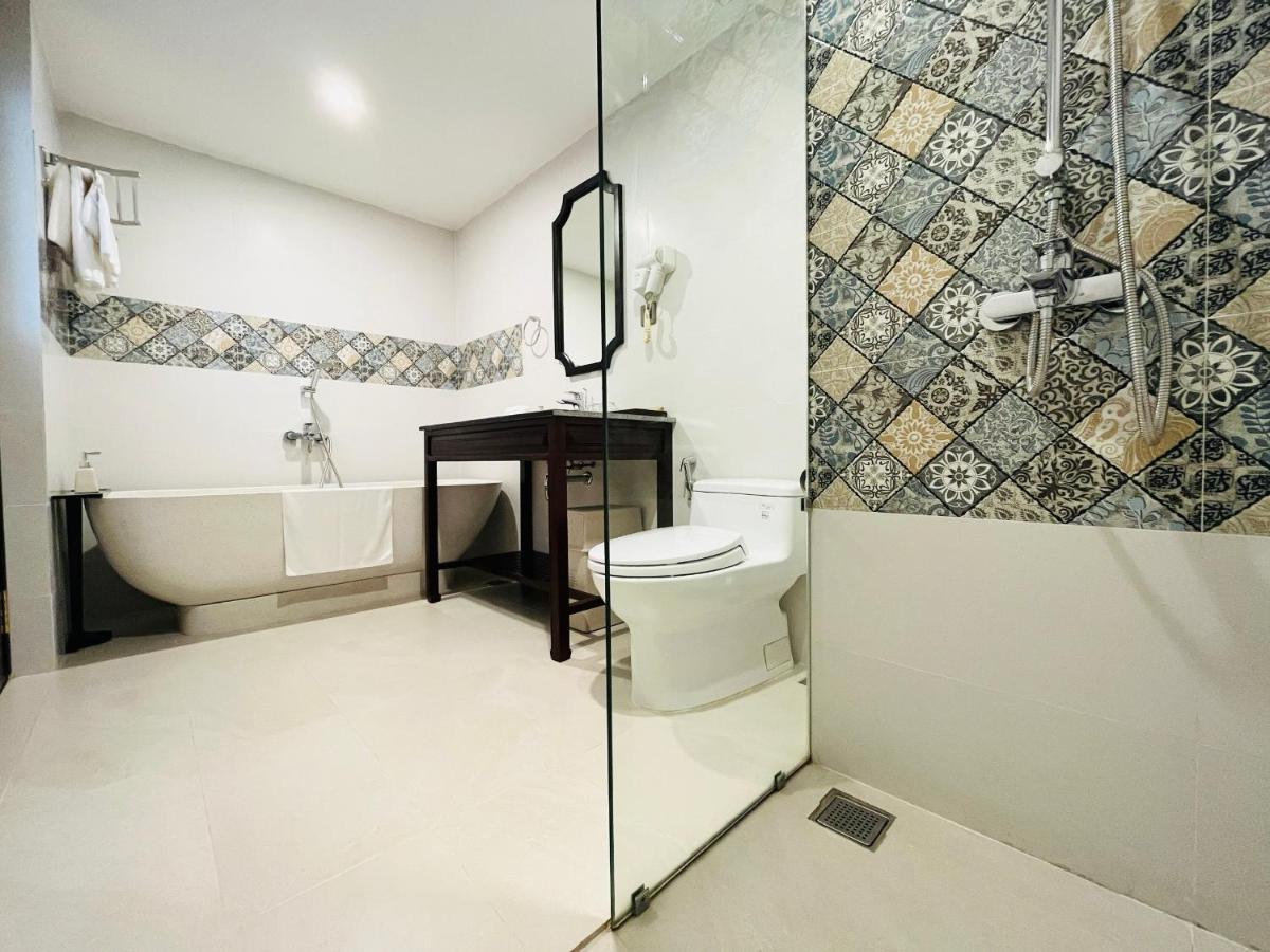 Roxana River Villa
