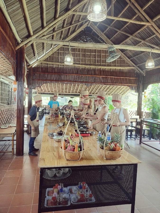 Song Thien Homestay *