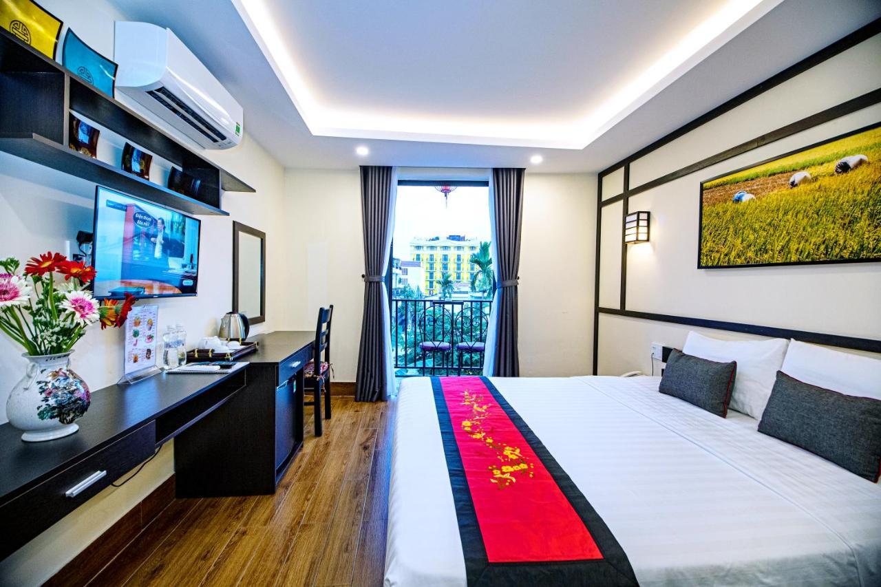 Riverland - Center Hotel
