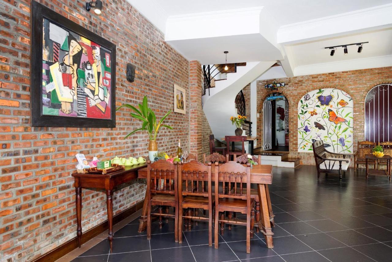 Hotel Calm House 2