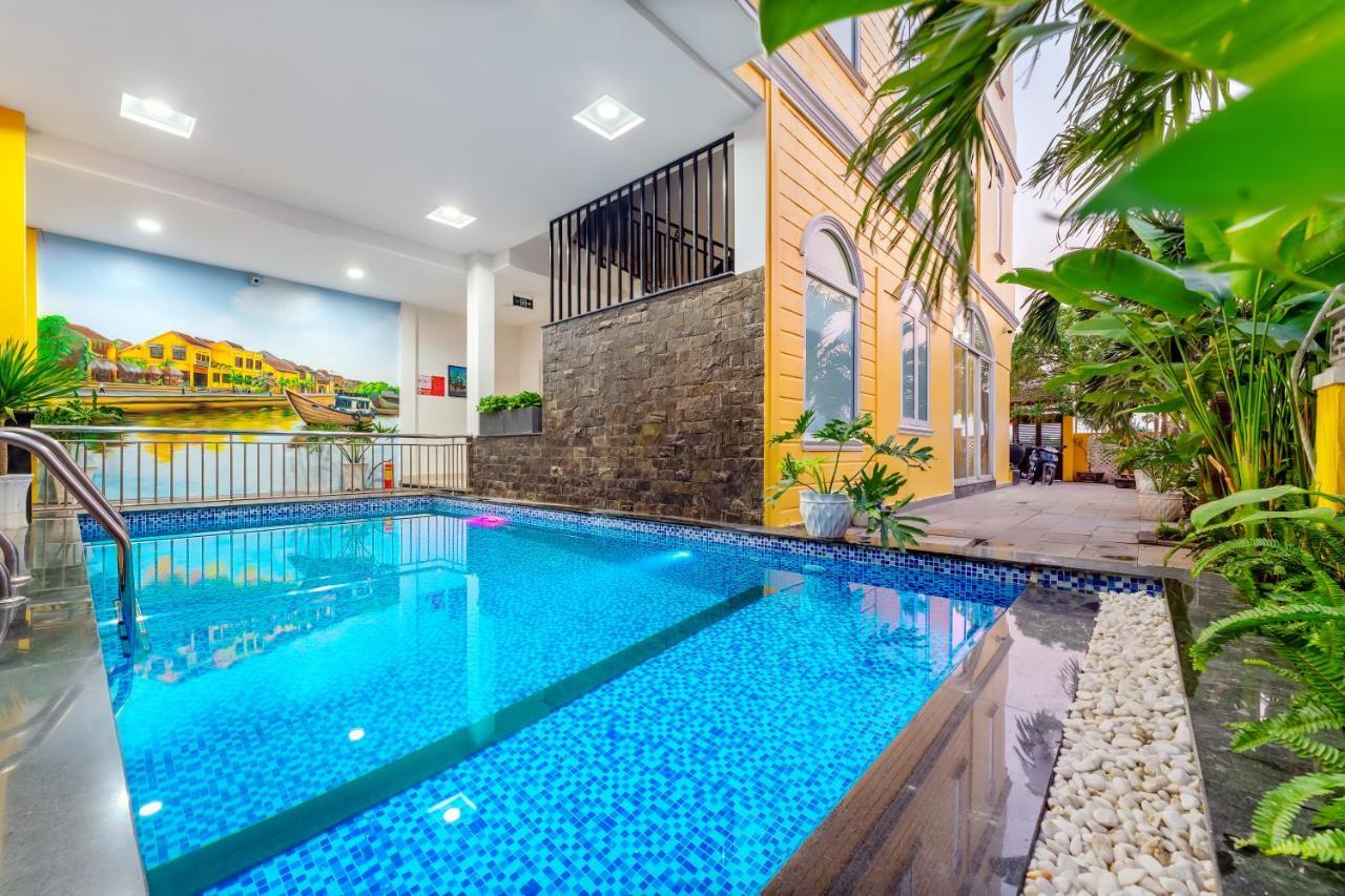 Sam Retreat Hoi An
