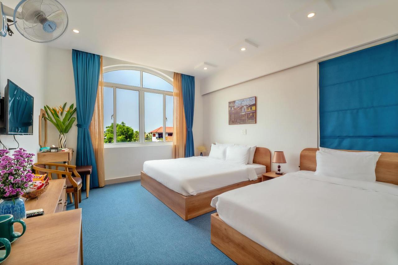 Sam Retreat Hotel
