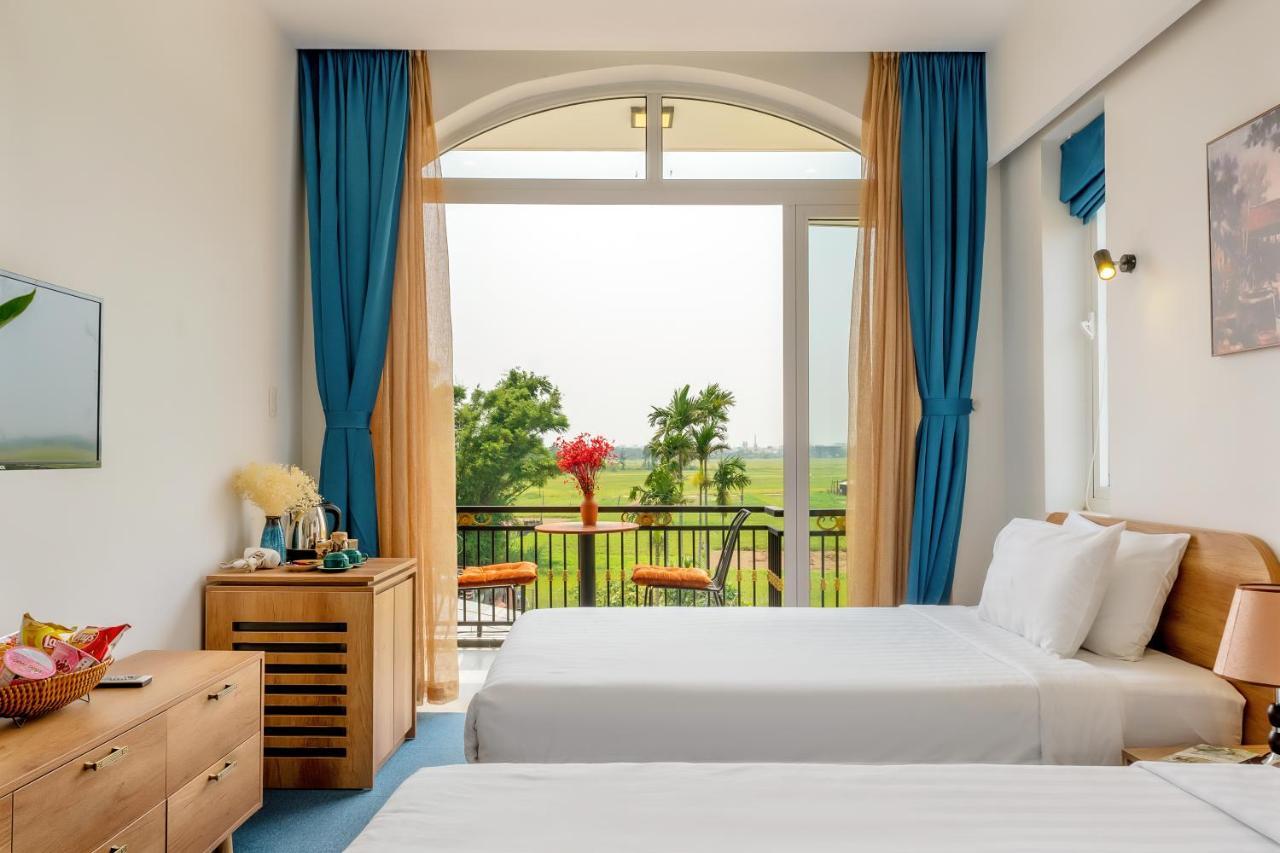 Sam Retreat Hotel
