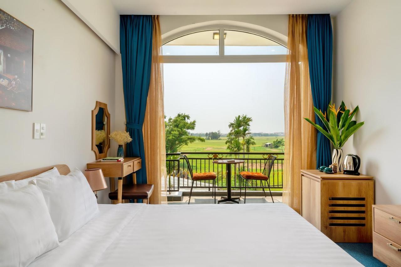 Sam Retreat Hotel