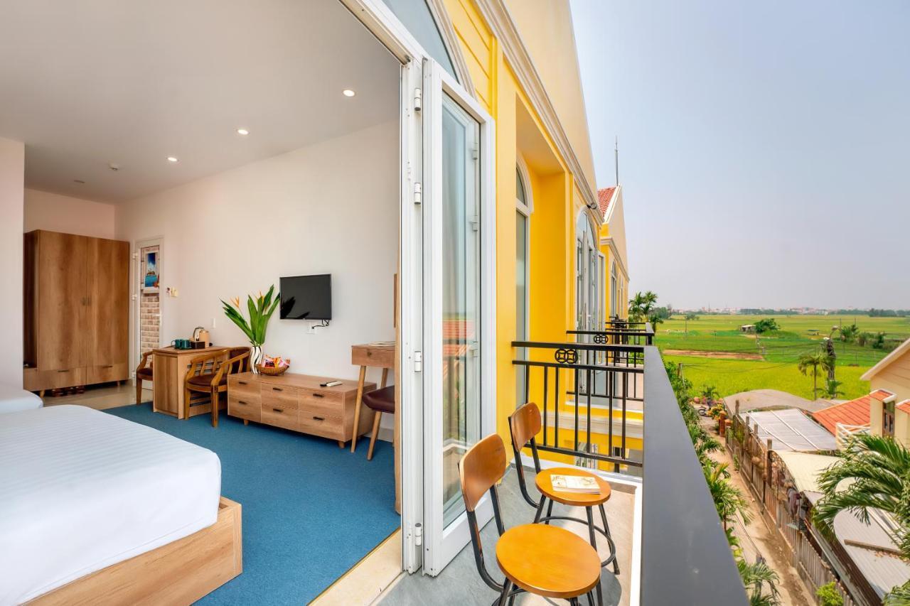 Sam Retreat Hotel