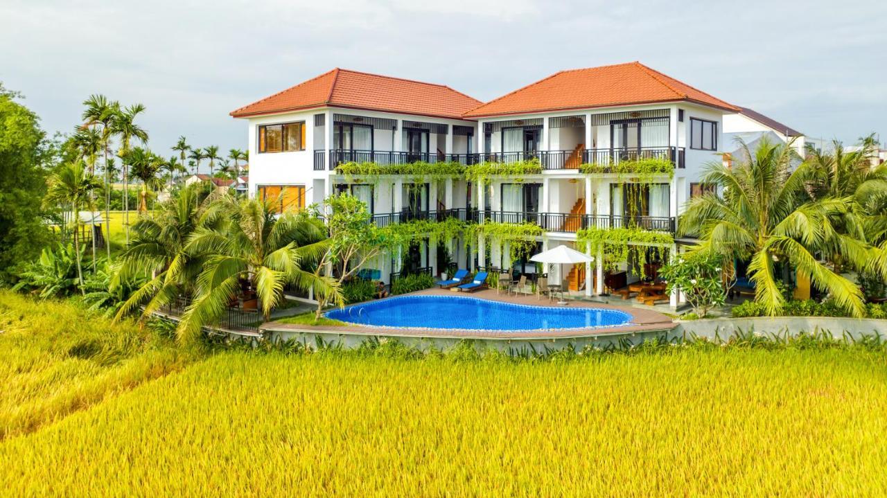 Hotel Sunkised Paddy