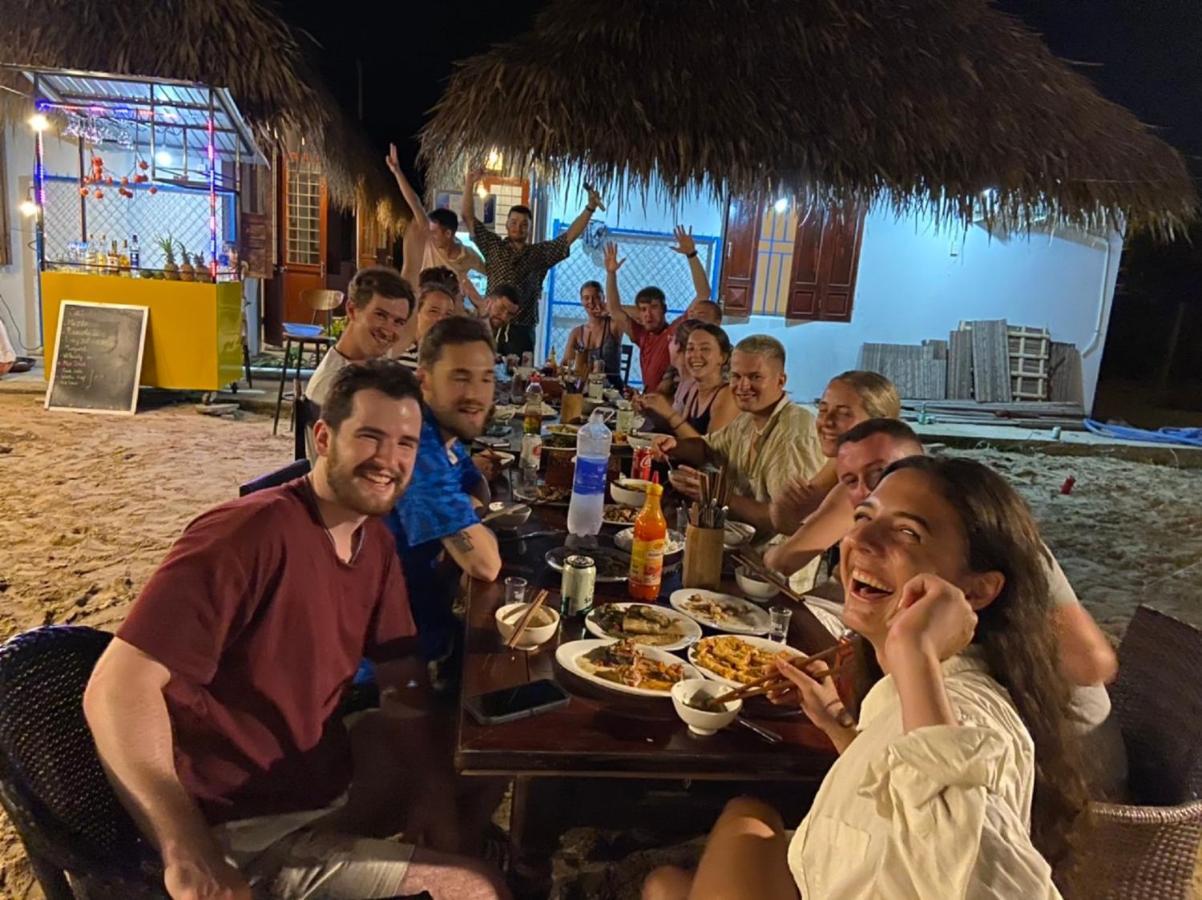The Beachside & Bar Hoi An