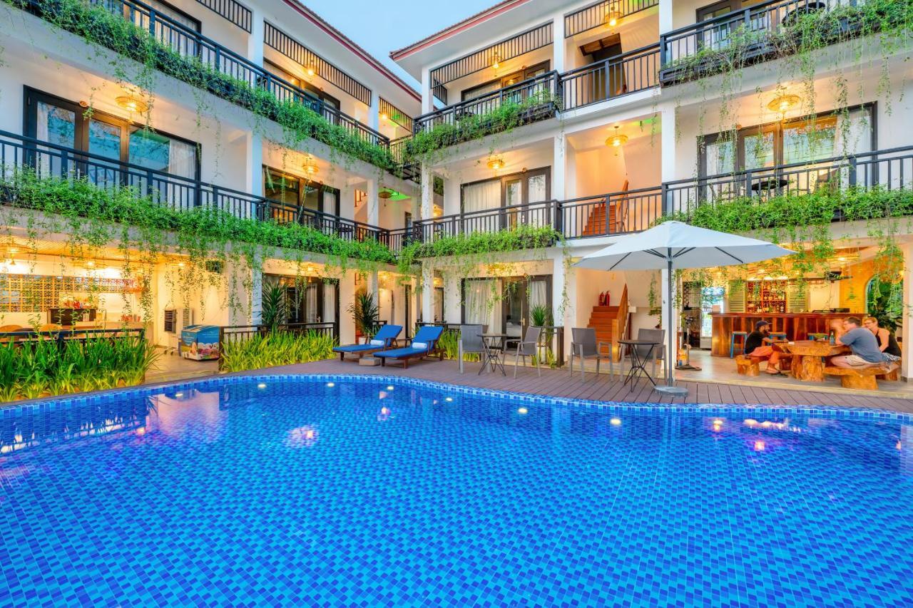 Hotel Sunkised Paddy