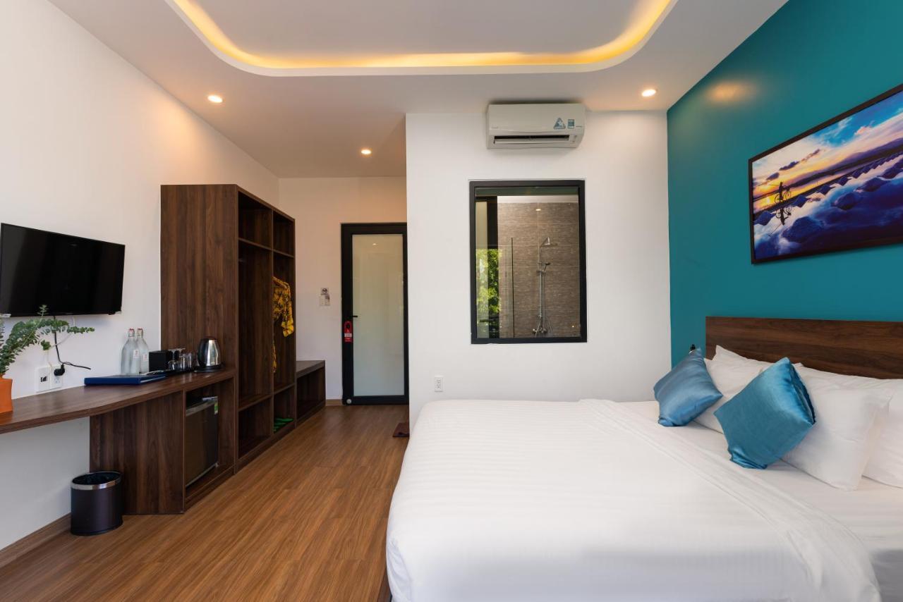 Hoianese Lip Lip Pool Hotel