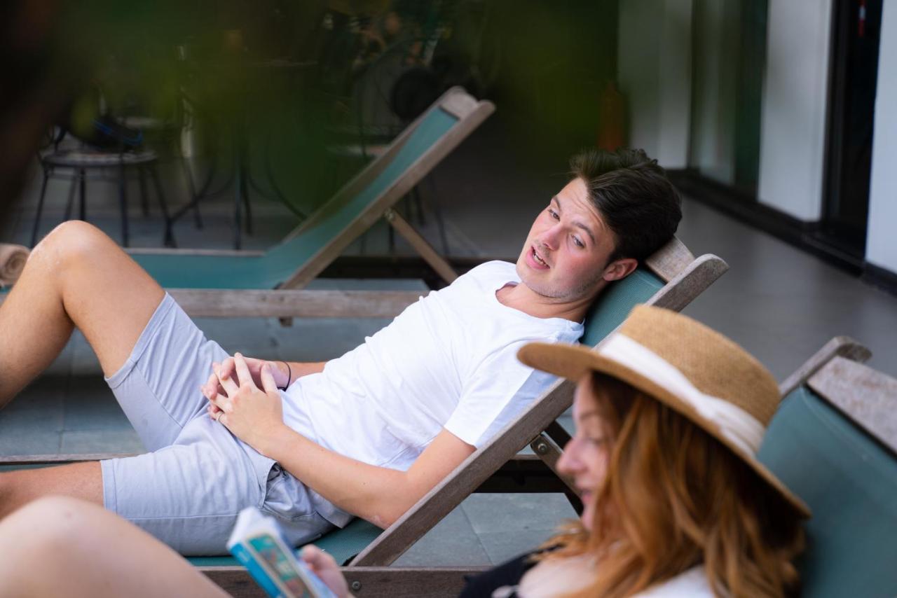 Hoianese Lip Lip Pool Hotel 2*