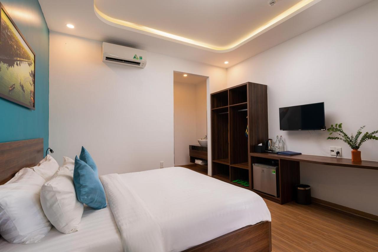 Hoianese Lip Lip Pool Hotel Hoi An