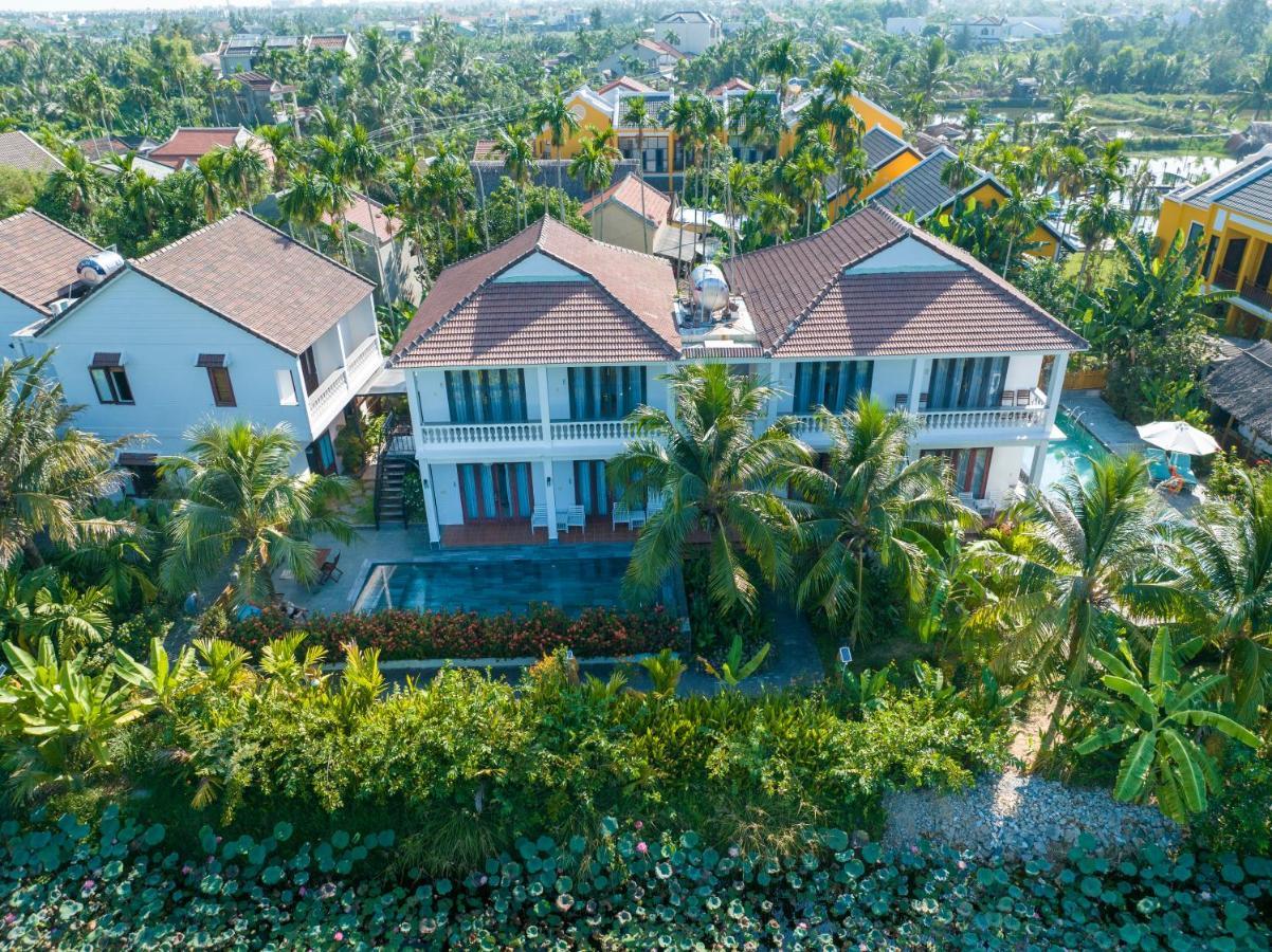 Luna Villa