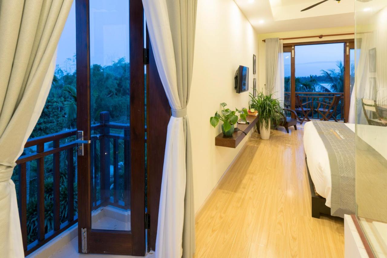 Villa Riverside Hamlet & Hoi An