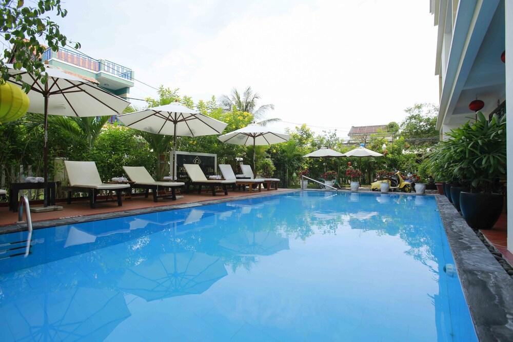 Phuc Thao * Hoi An