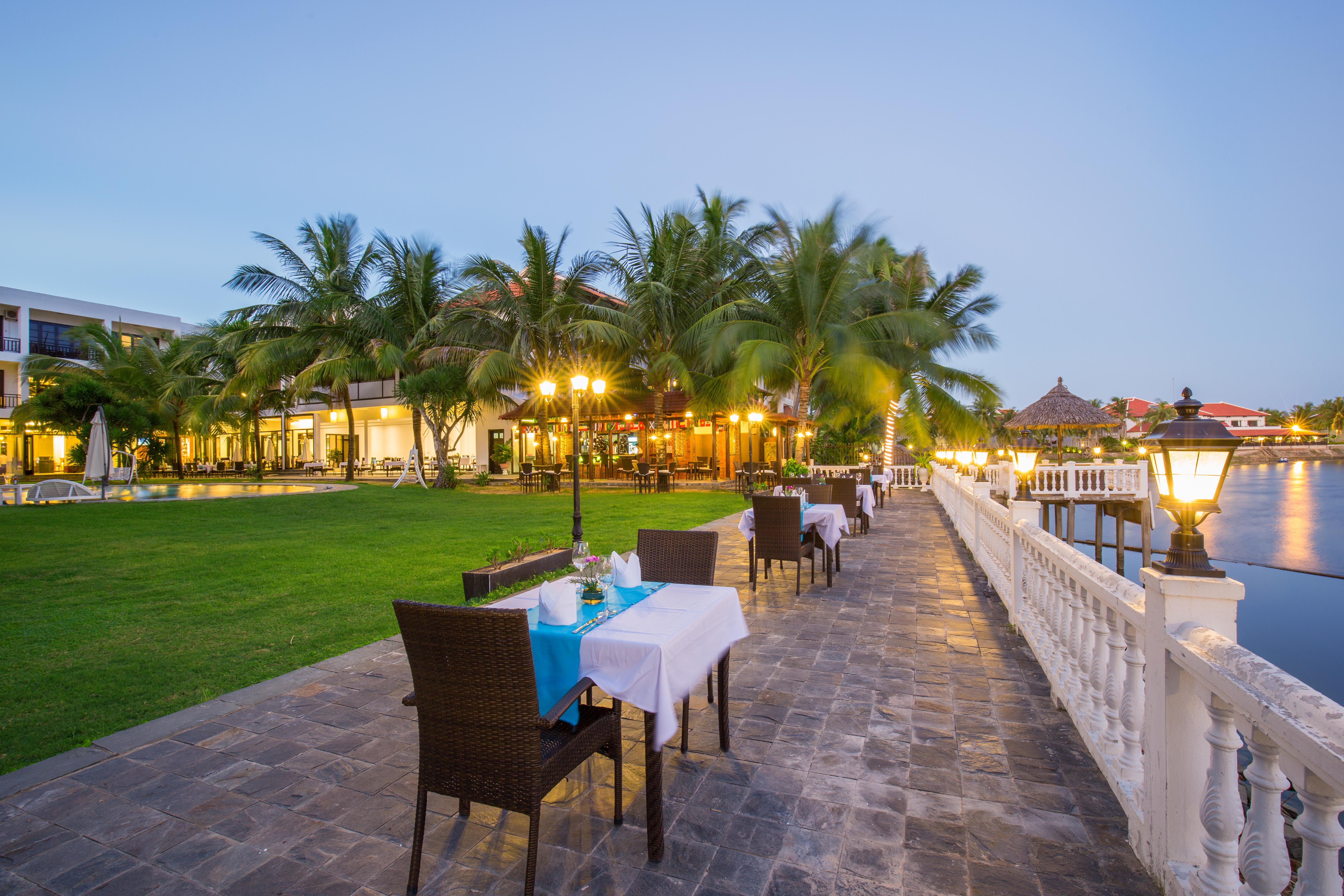 Resort River & Residences