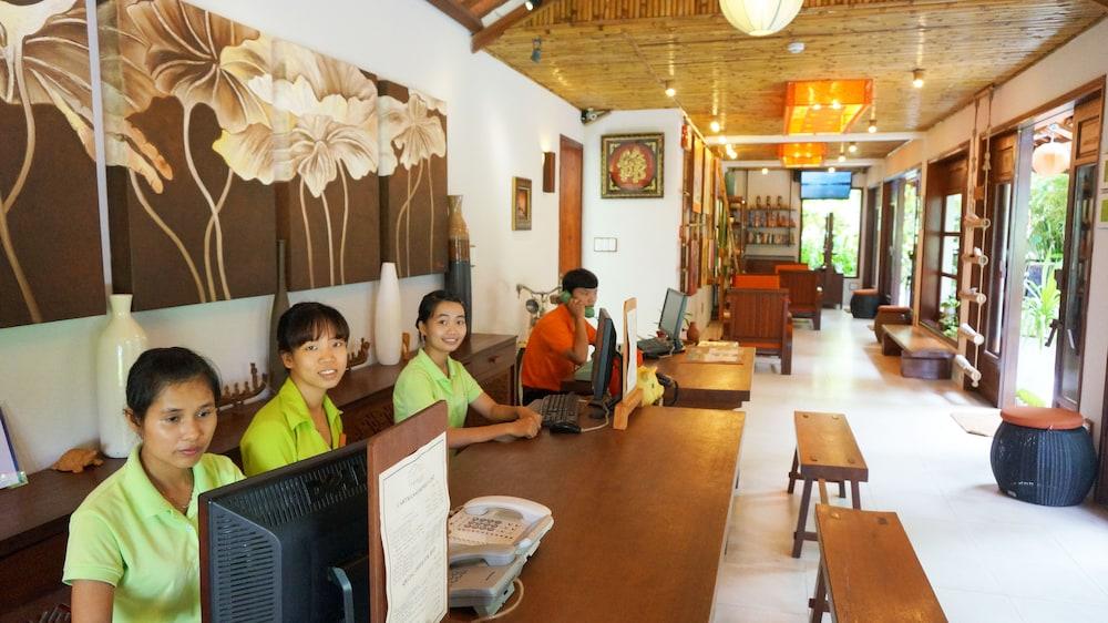Hotel Chic - Retreat 4*