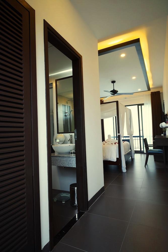 Lavini Hoian Boutique Hotel