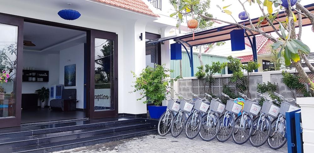Lavini Hoian Boutique