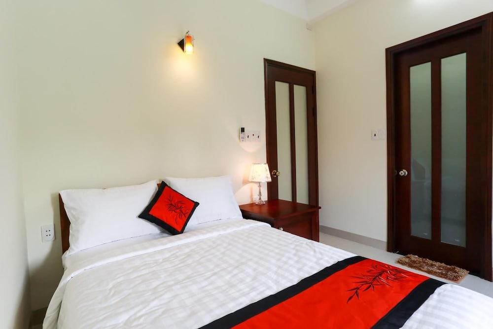 Viet Nhat Hotel