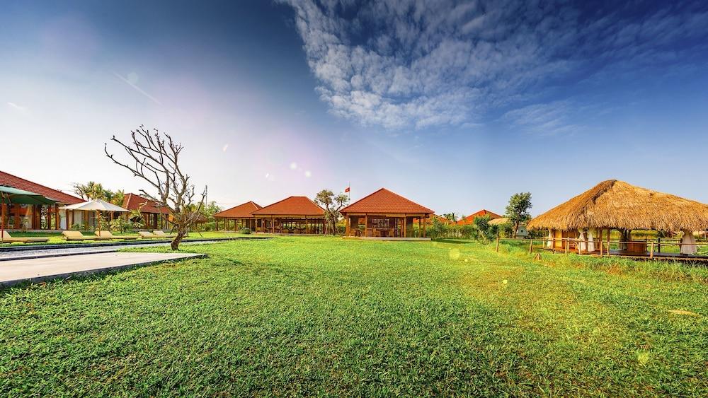 Allamanda Estate Hotel