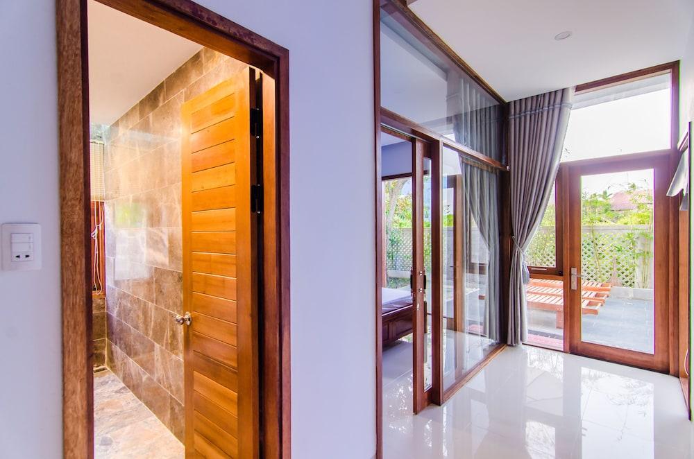 World 3* Hoi An
