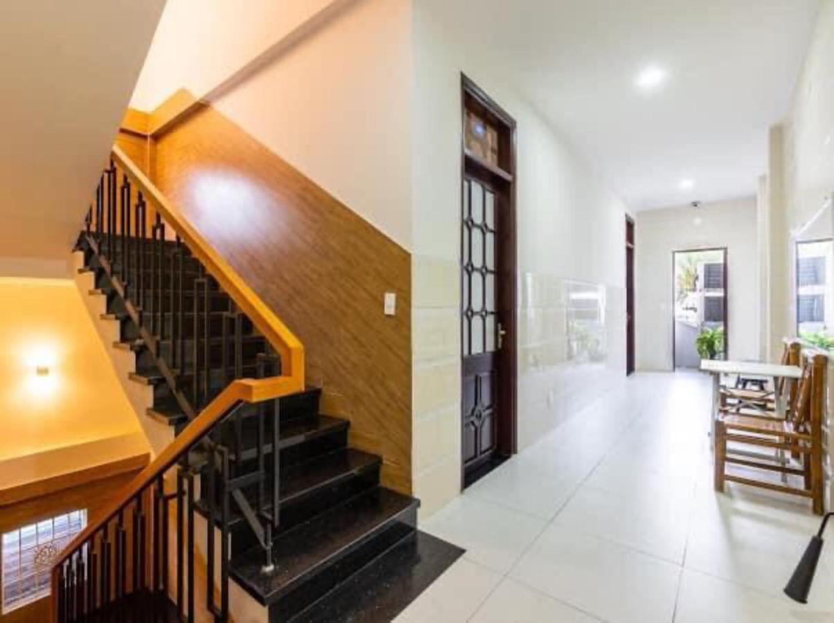 Homestay Bong House *