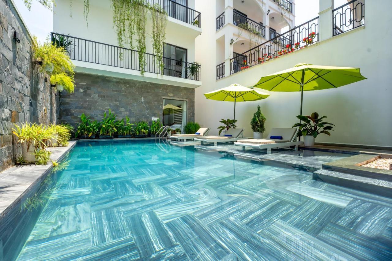 Tomorrow 3* Hoi An