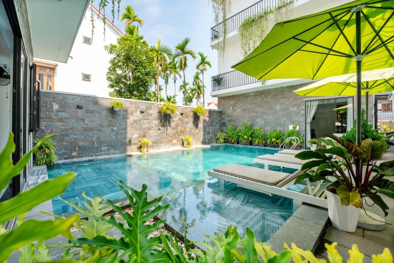 Tomorrow Hotel