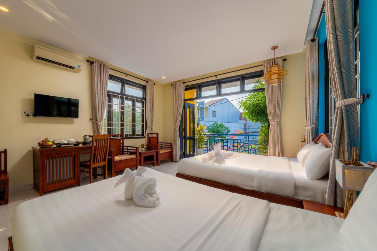 Heart - Bespoke Hoi An