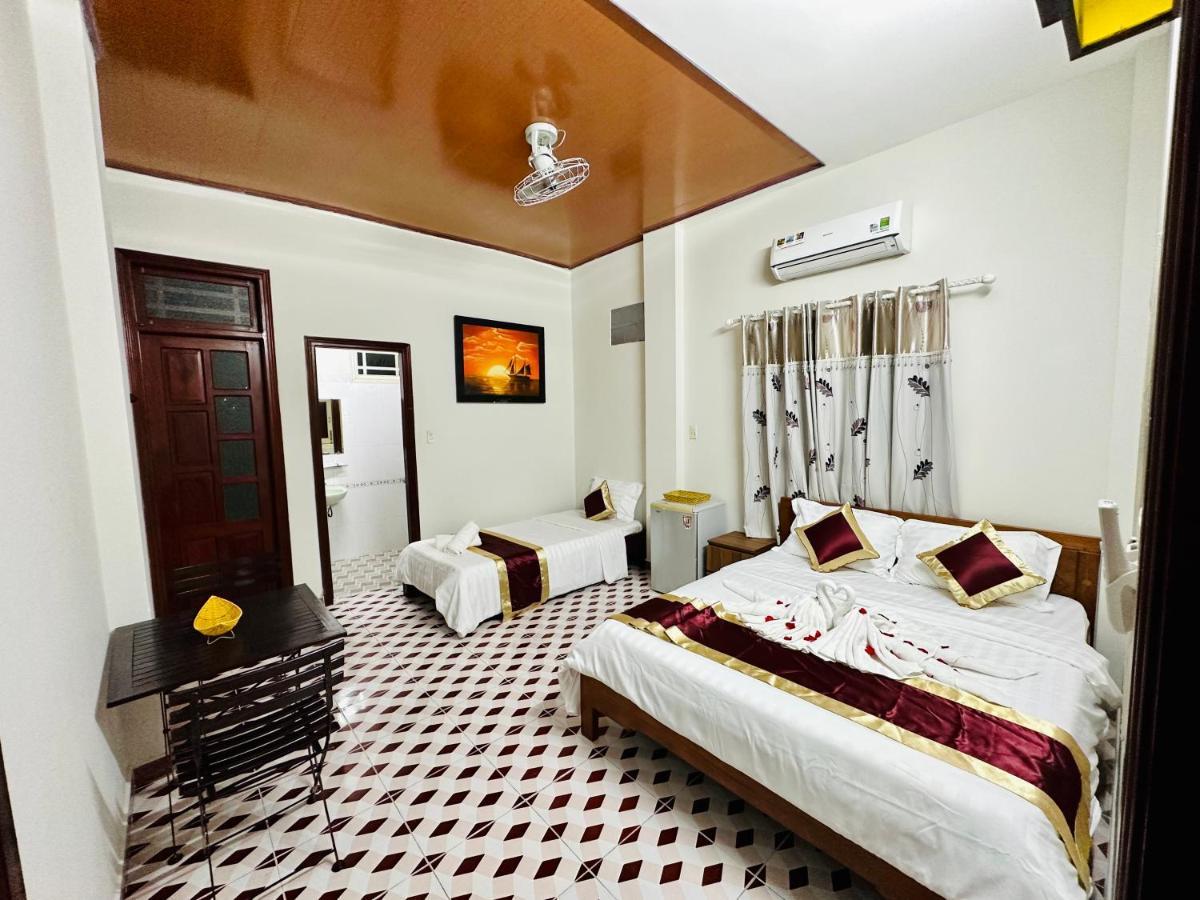 Dk House
