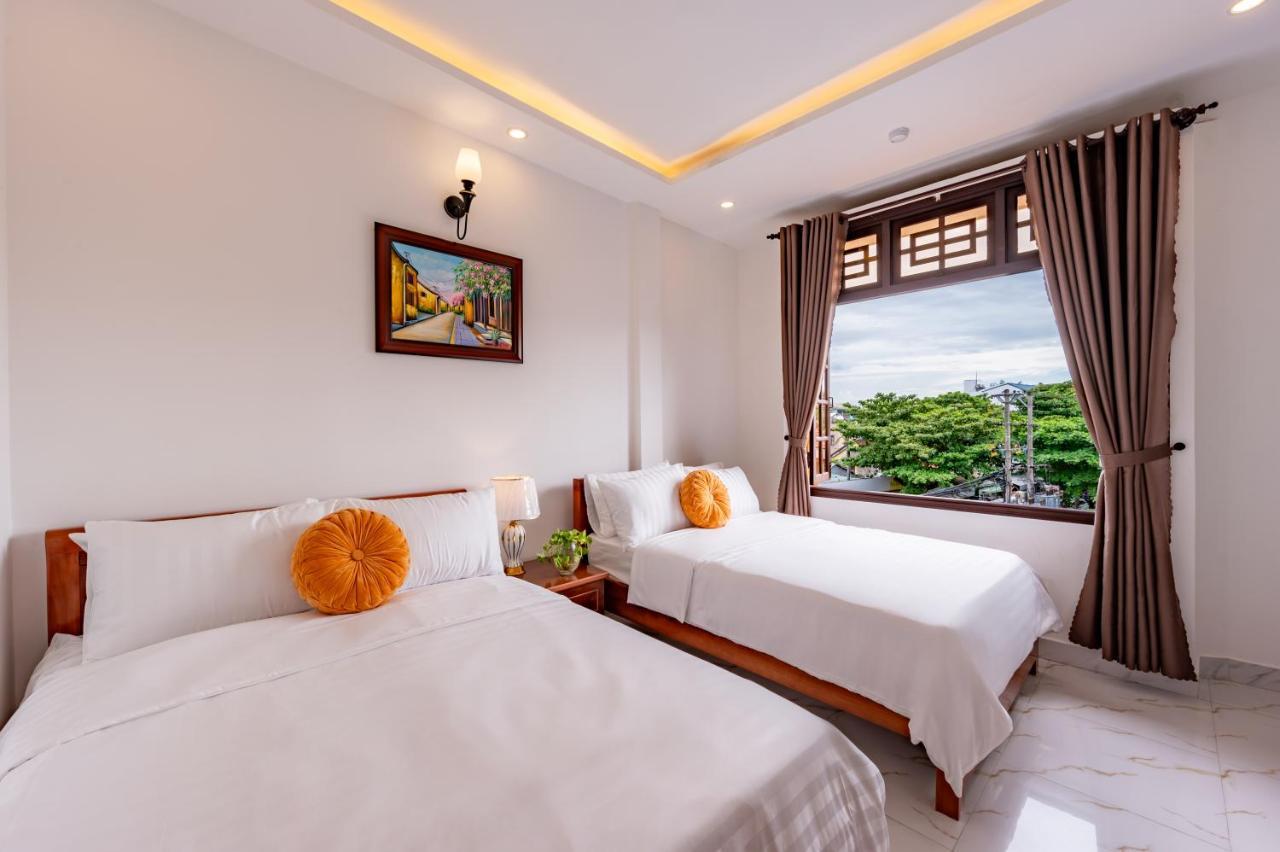 Golden Sun Hotel