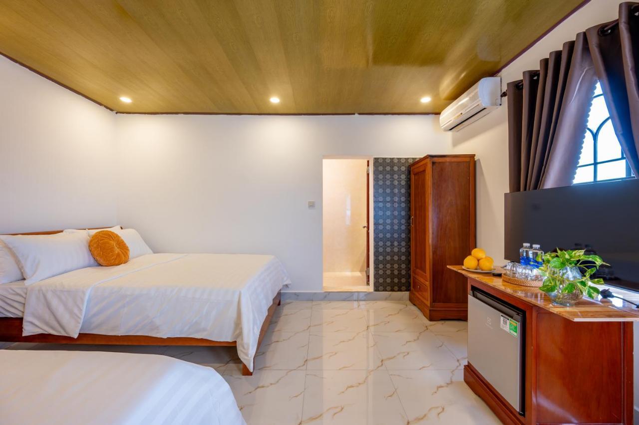 Golden Sun Hoi An