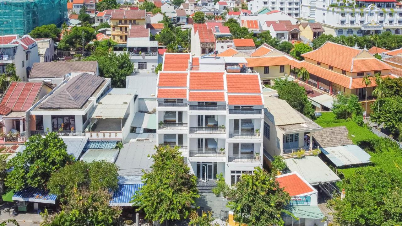 White House 3* Hoi An