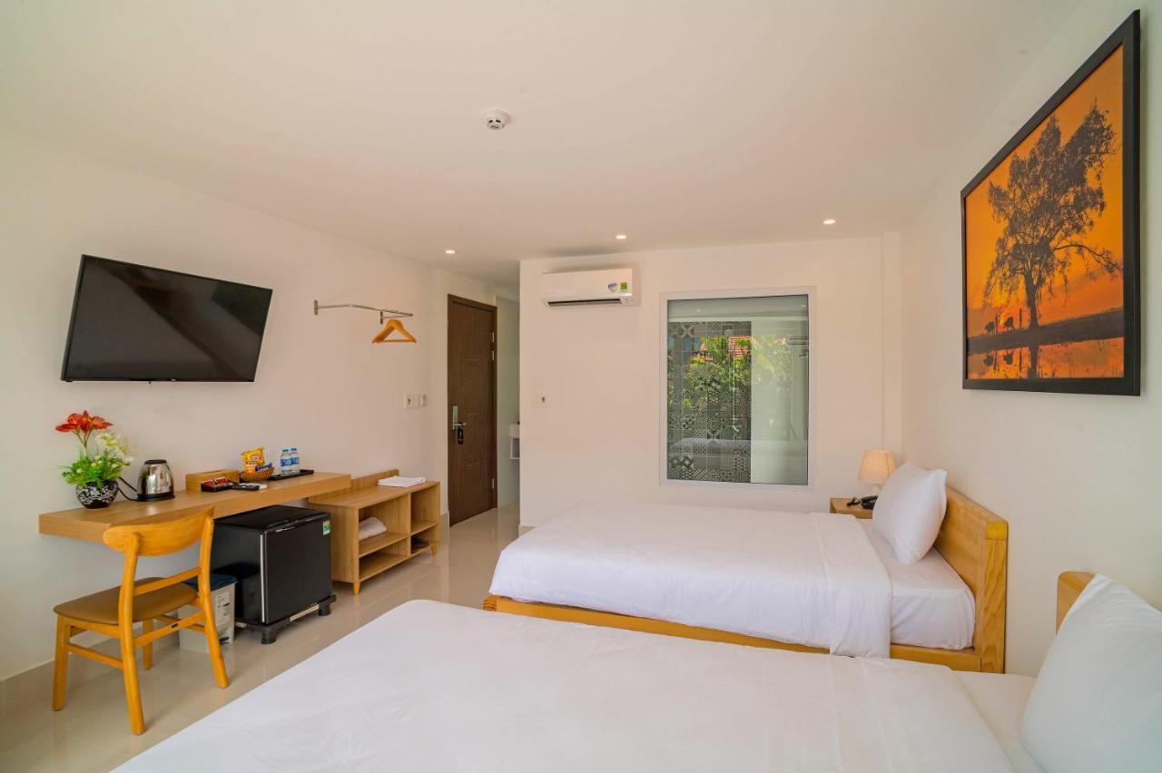 White House Hoi An