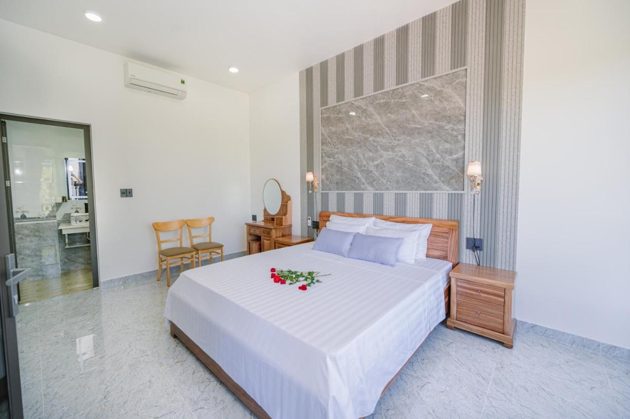Moon River House Apartment