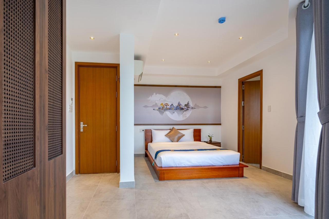 Aparthotel The Present River *