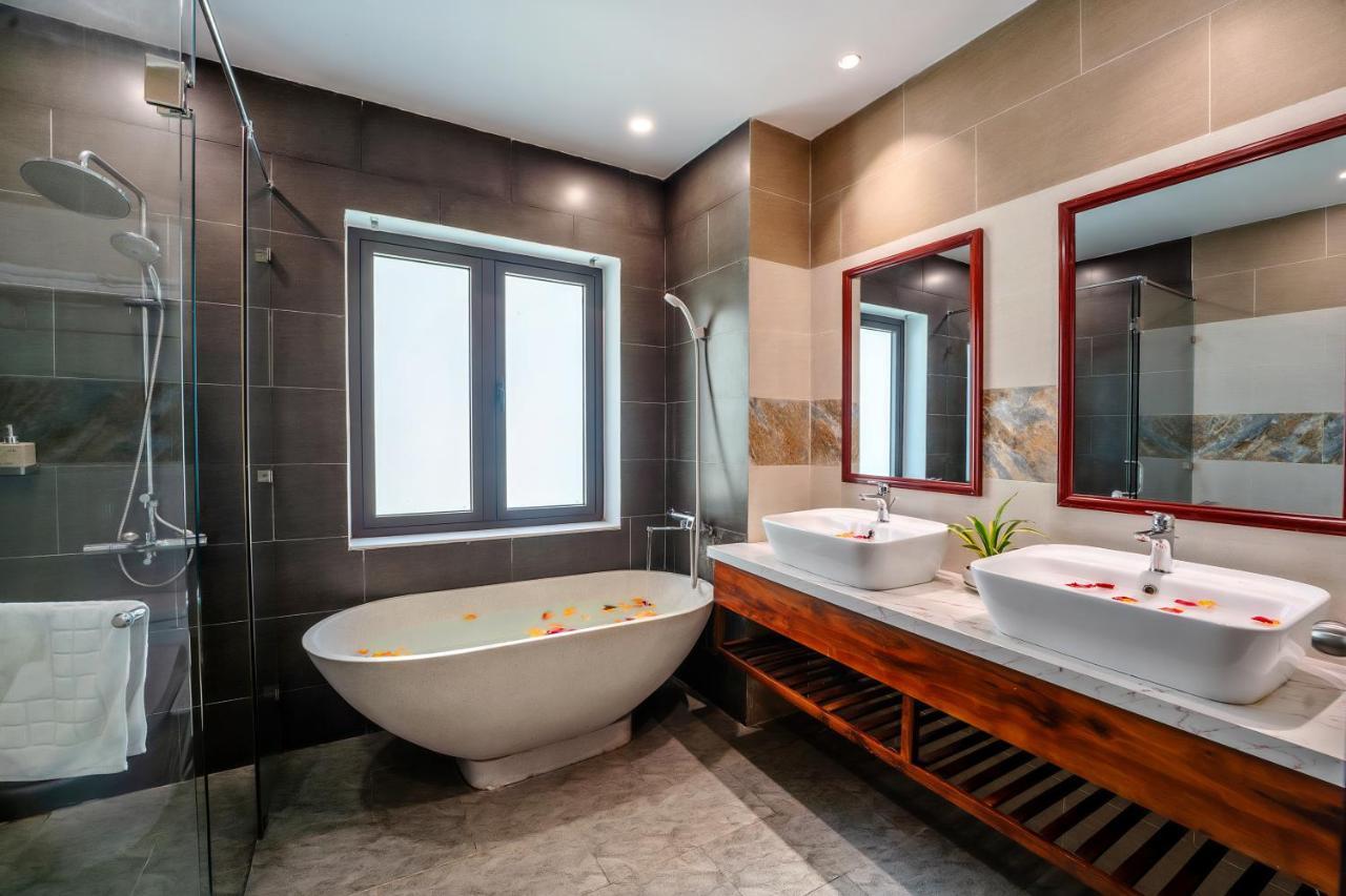 Hotel December Oasis Hoi An