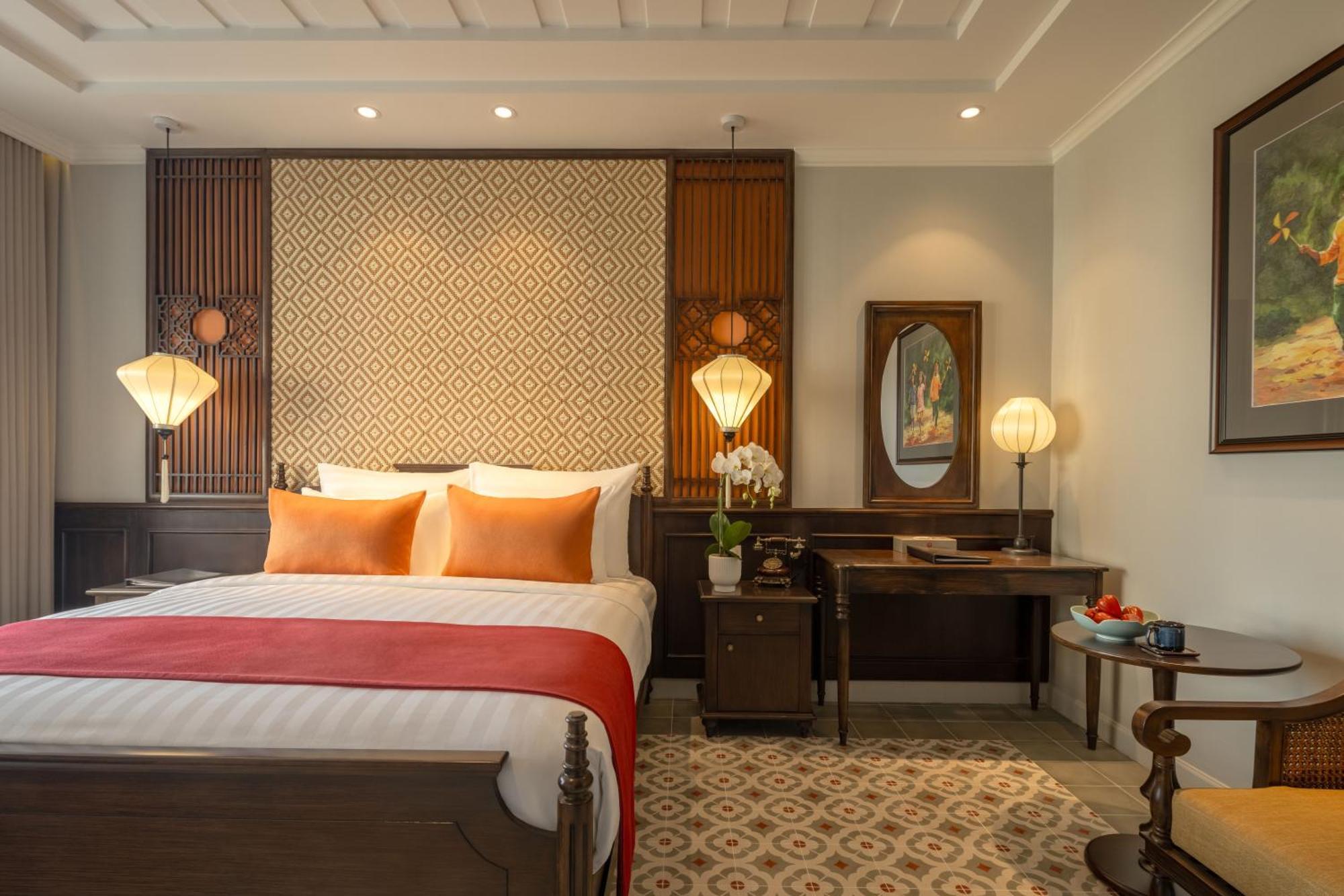 Little - A Boutique & Hoi An