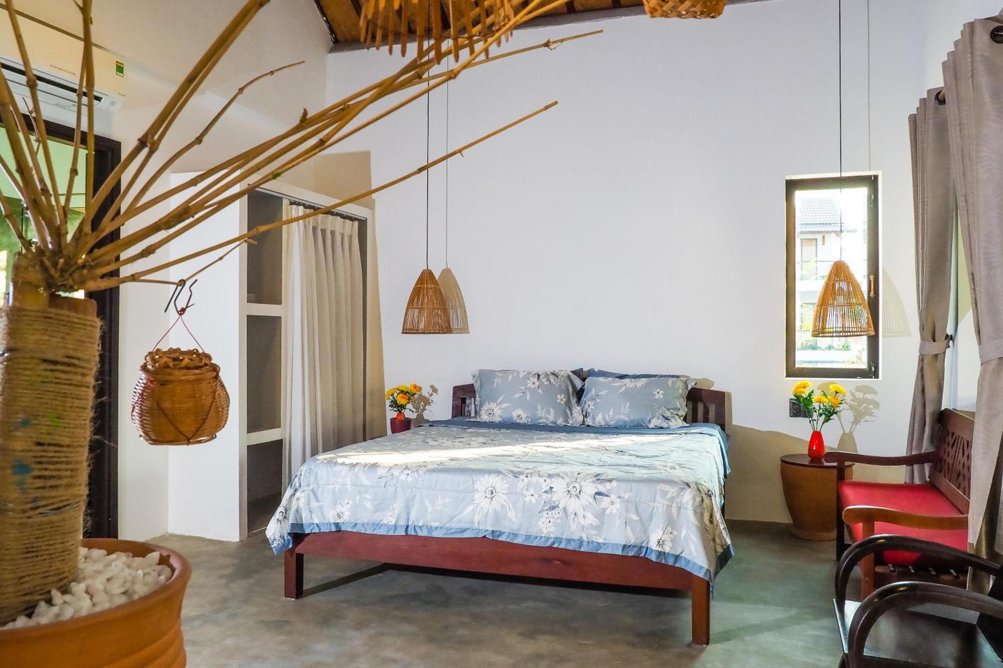 Blue Beach Village *
