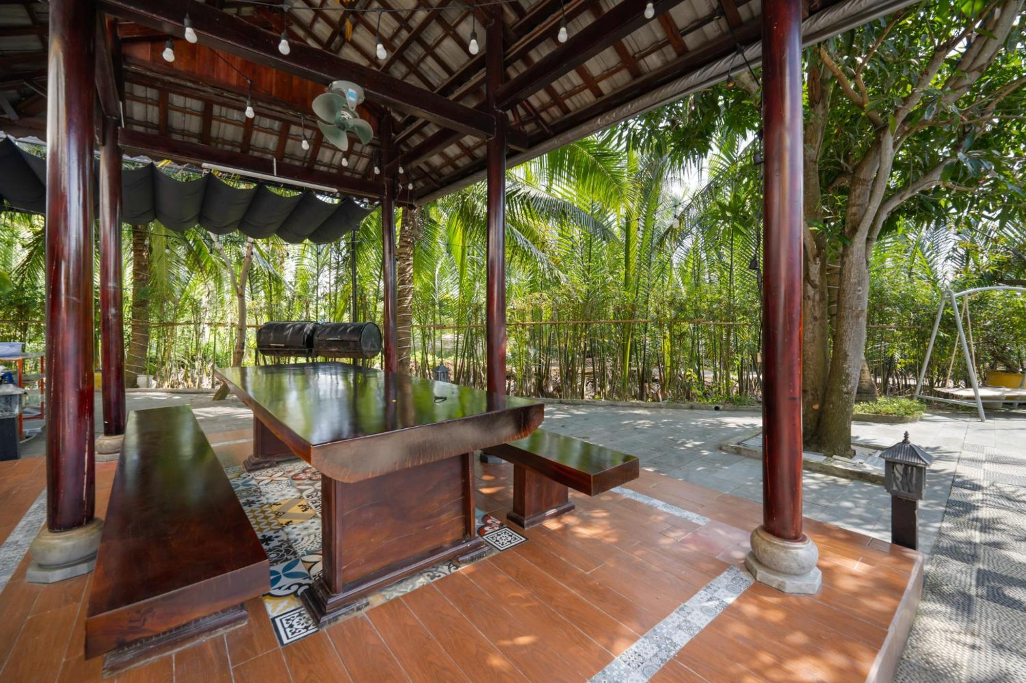Lancelynk Retreat Hotel