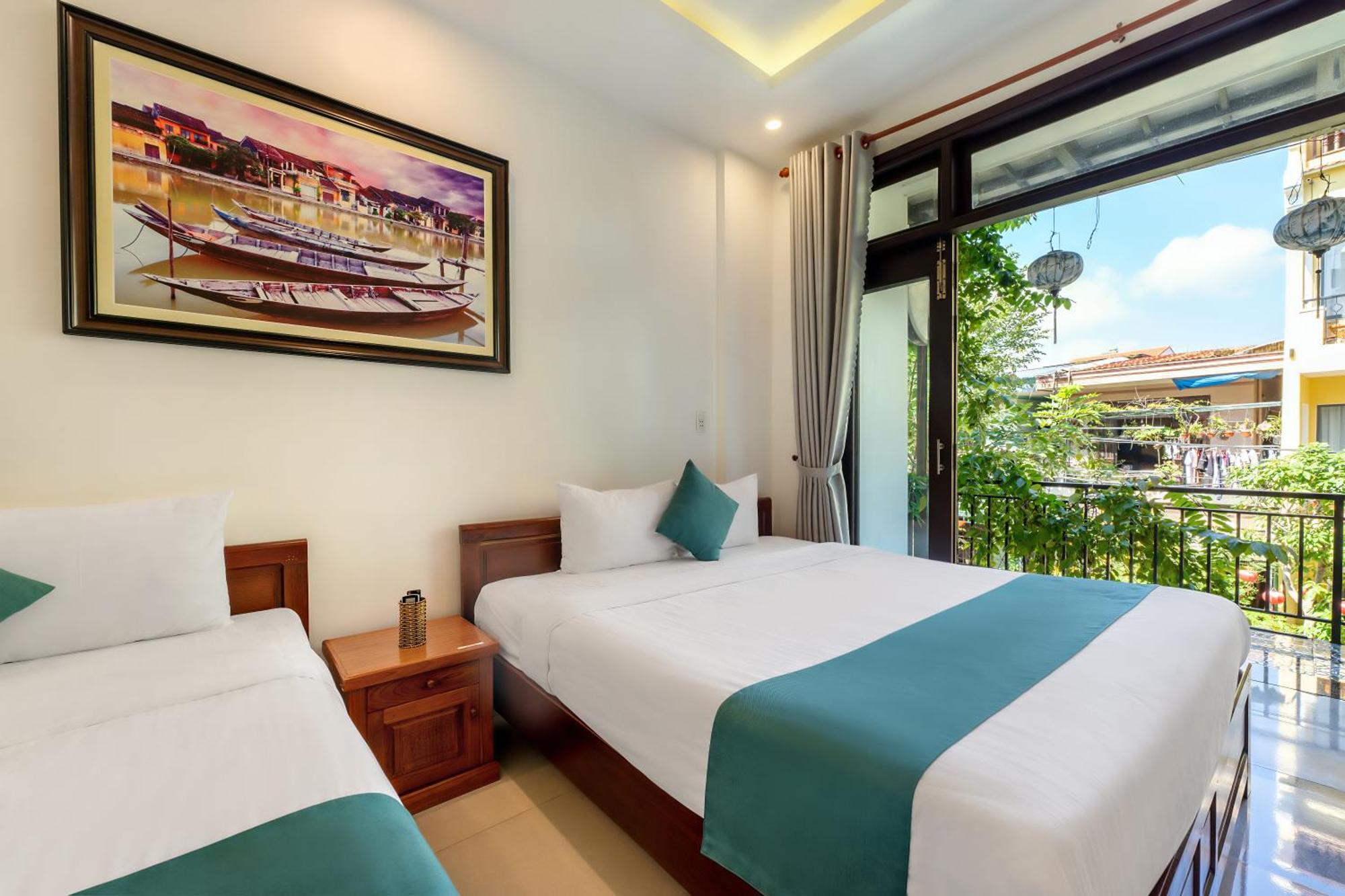 Rockmouse Centre River Hotel