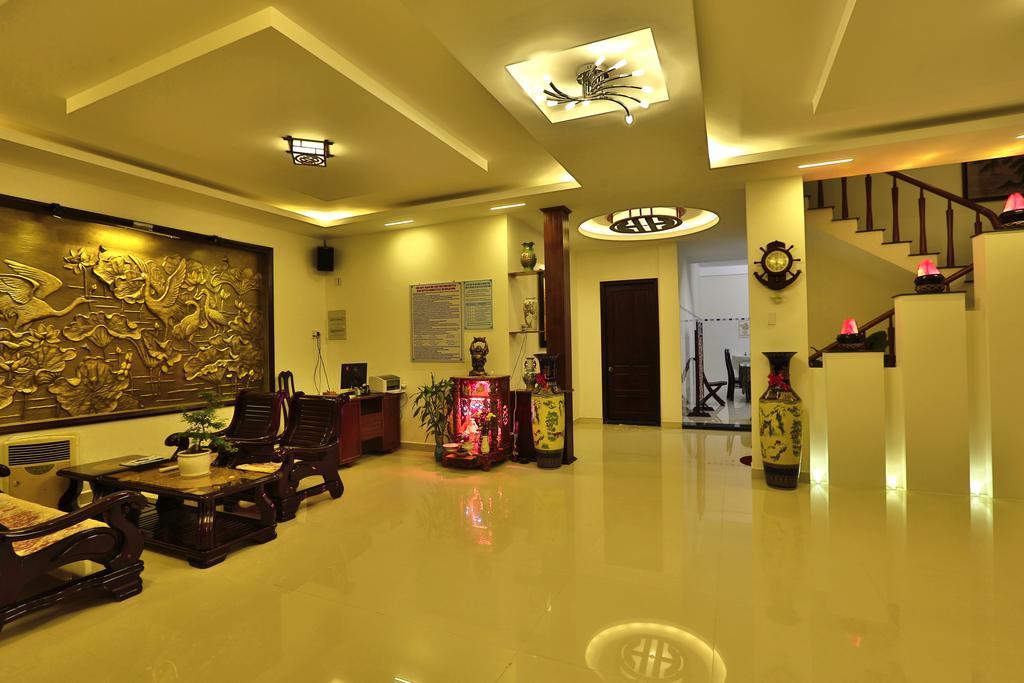 Homestay Han Huyen *