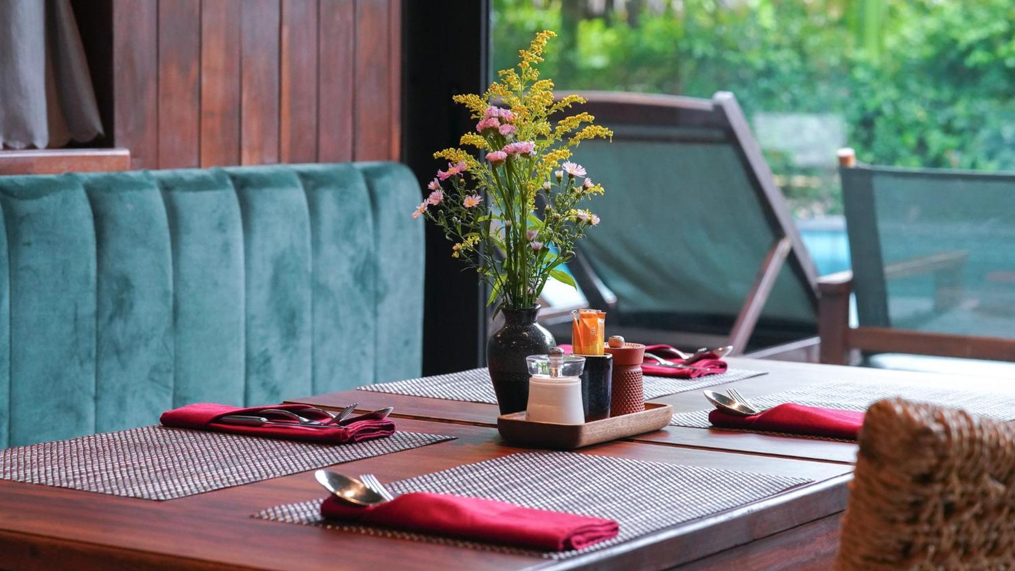 Chiem Hoian - The Beachside Boutique & 4*