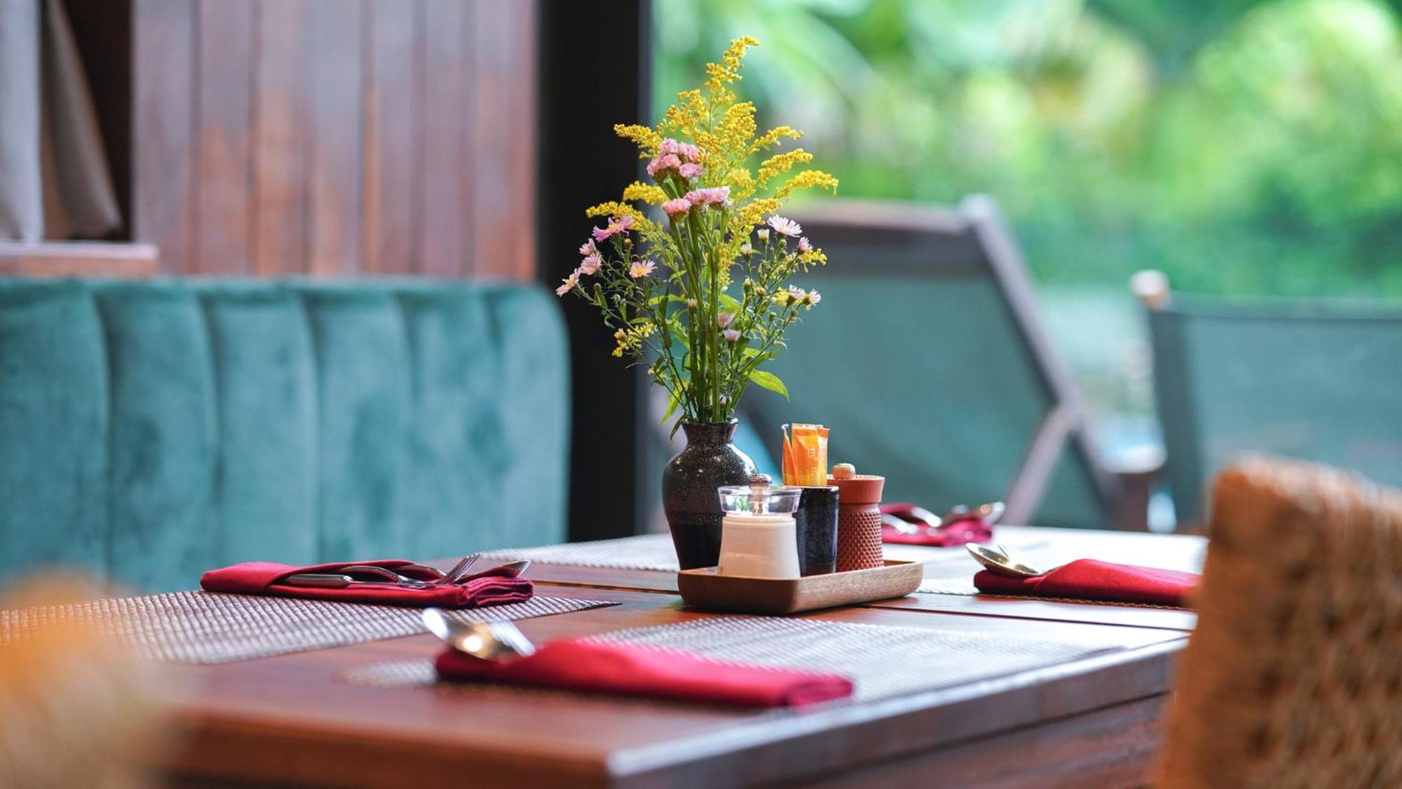 Chiem Hoian - The Beachside Boutique & Hoi An