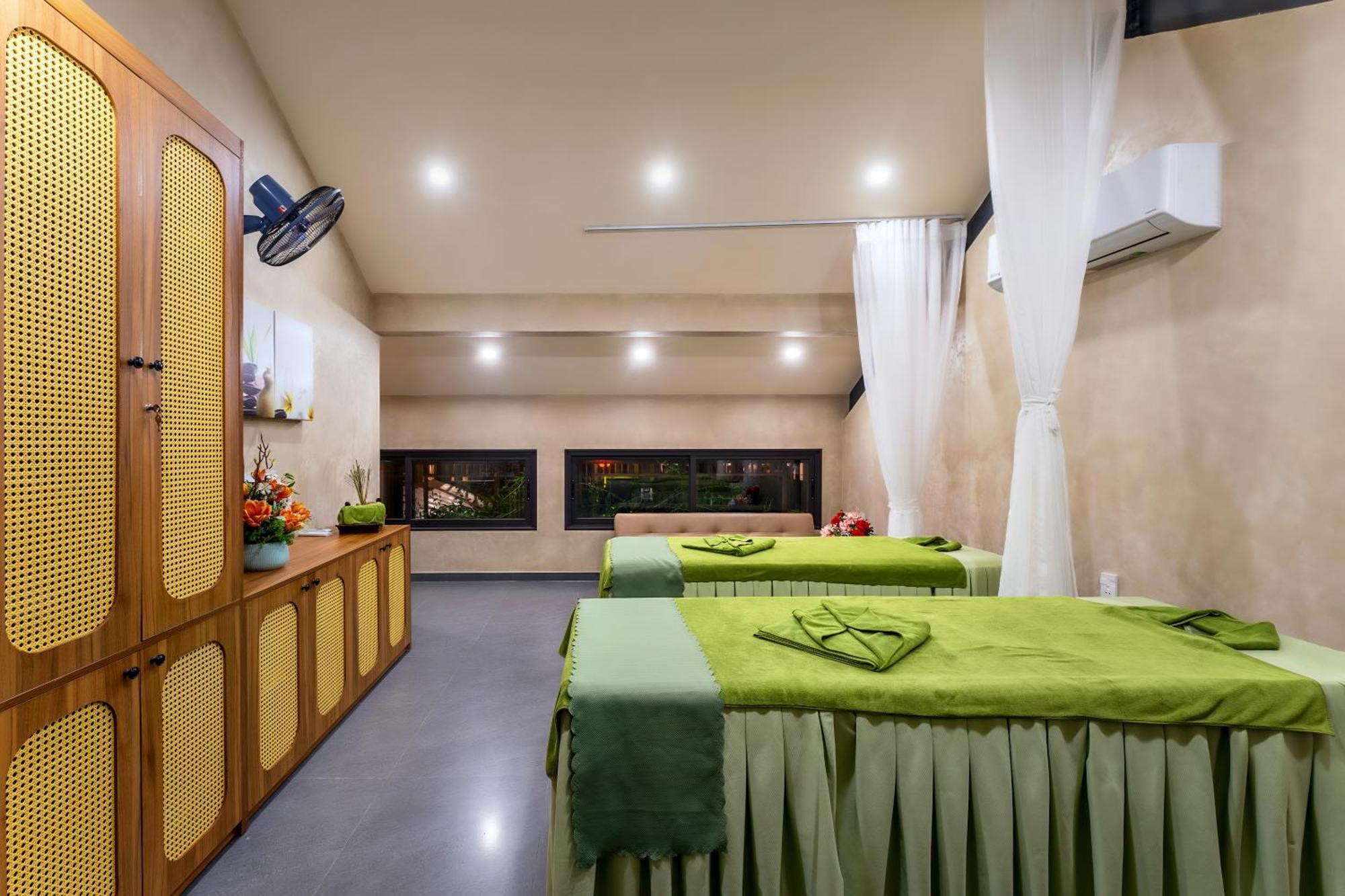 The Linh Seaside 4*